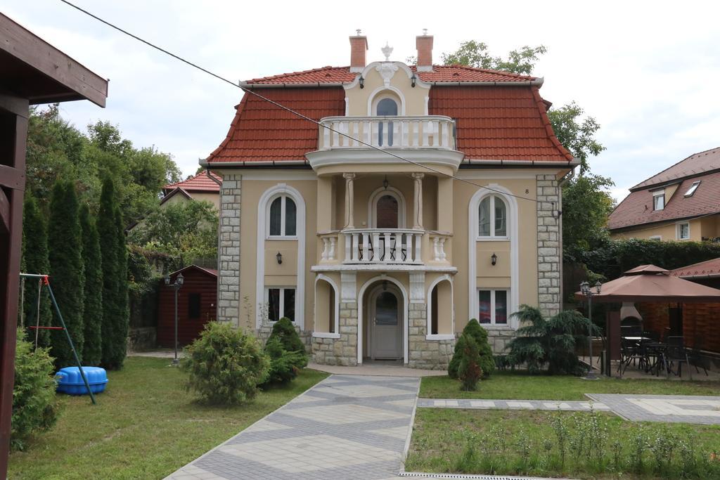 Aradi Vendégház Miskolc Exterior foto